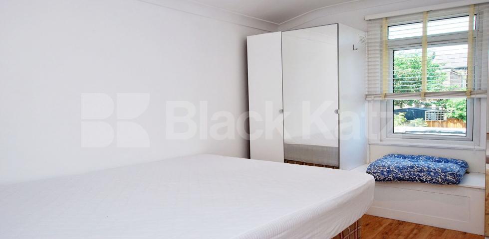 			New Instruction!, 2 Bedroom, 1 bath, 1 reception Flat			 Fairfax Road , Haringey / Crouch End